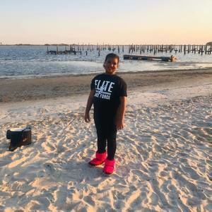 Meet your Posher, Joy-hanna